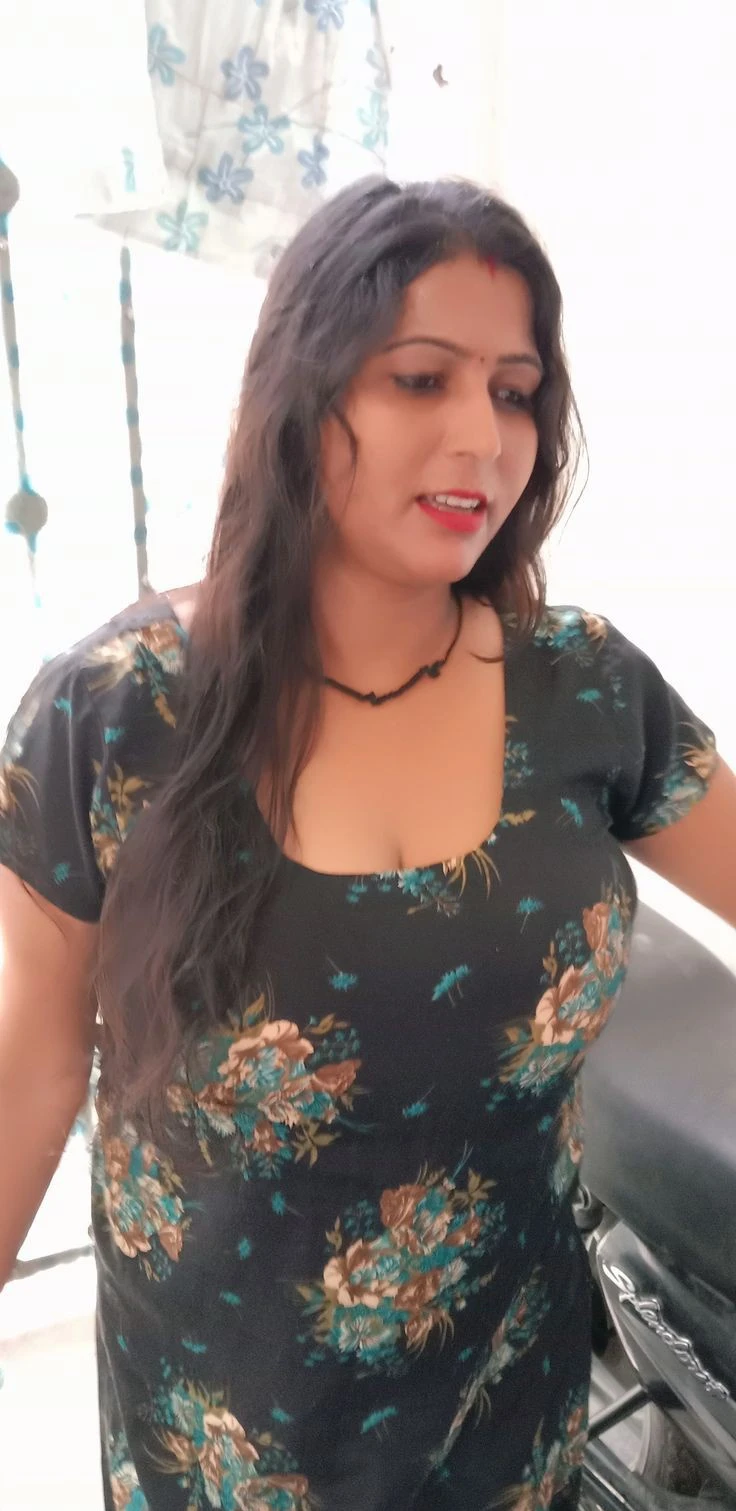 Doorstep delivery of trained females for the desire services in Dhanbad VIP models club