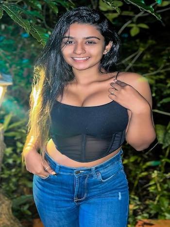 Premium Independent Escort for Full Satisfaction in Bangalore